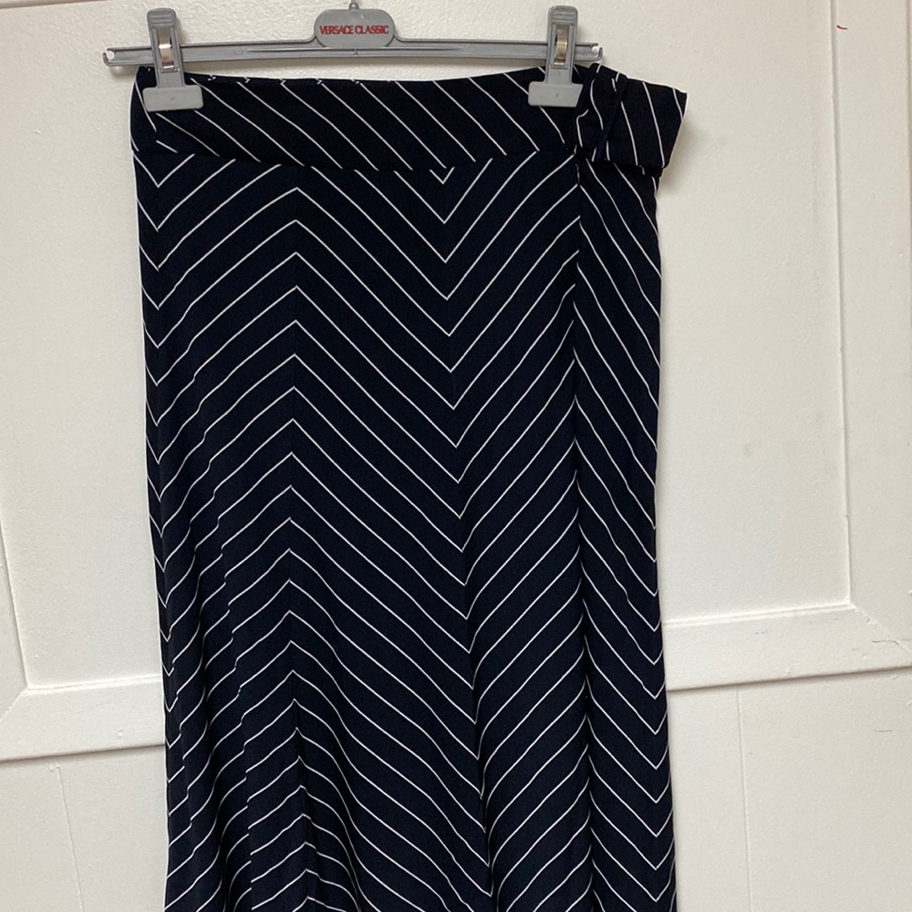 Made in France 🇫🇷 Beautiful Skirt Never Used